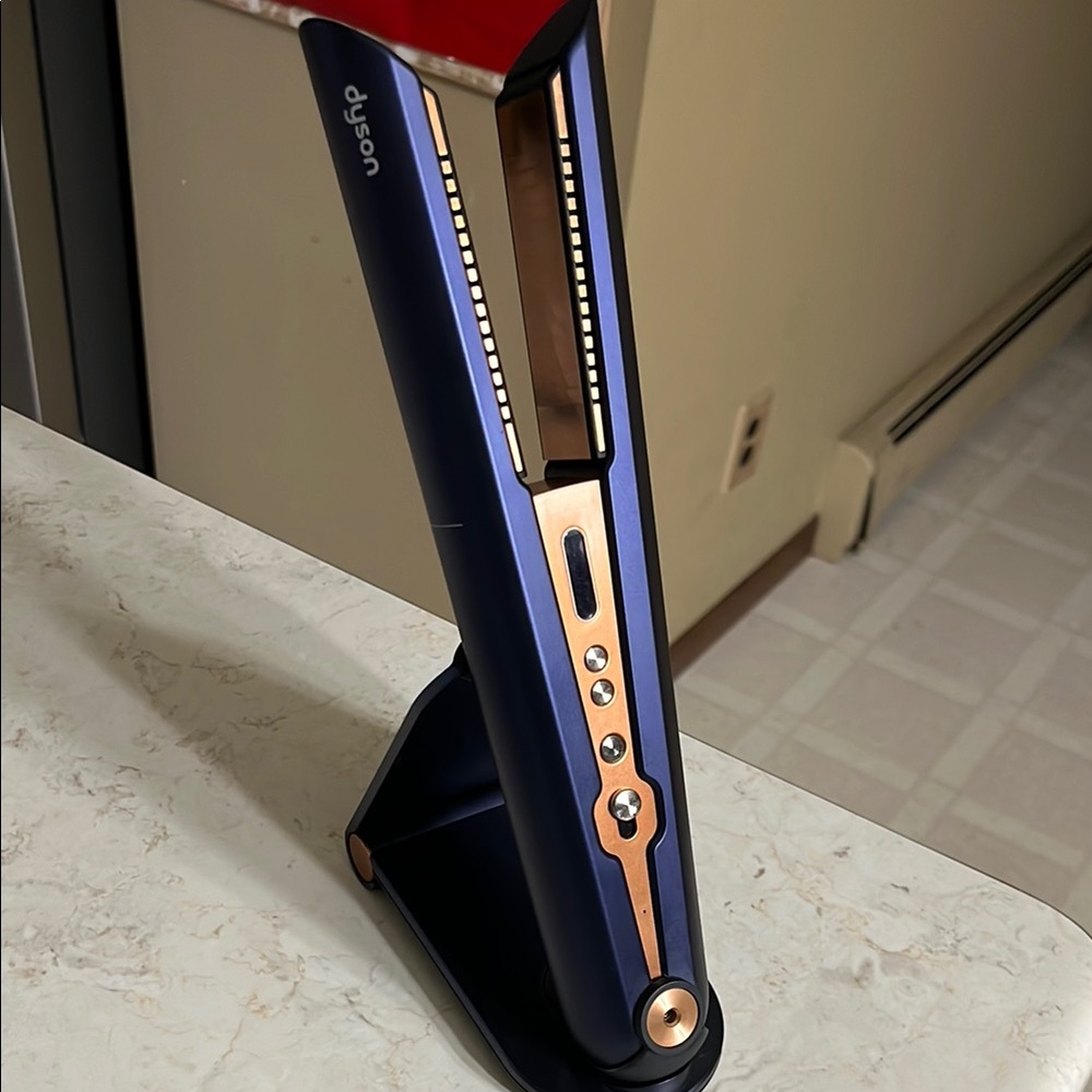 Dyson Blue Hair Straightener